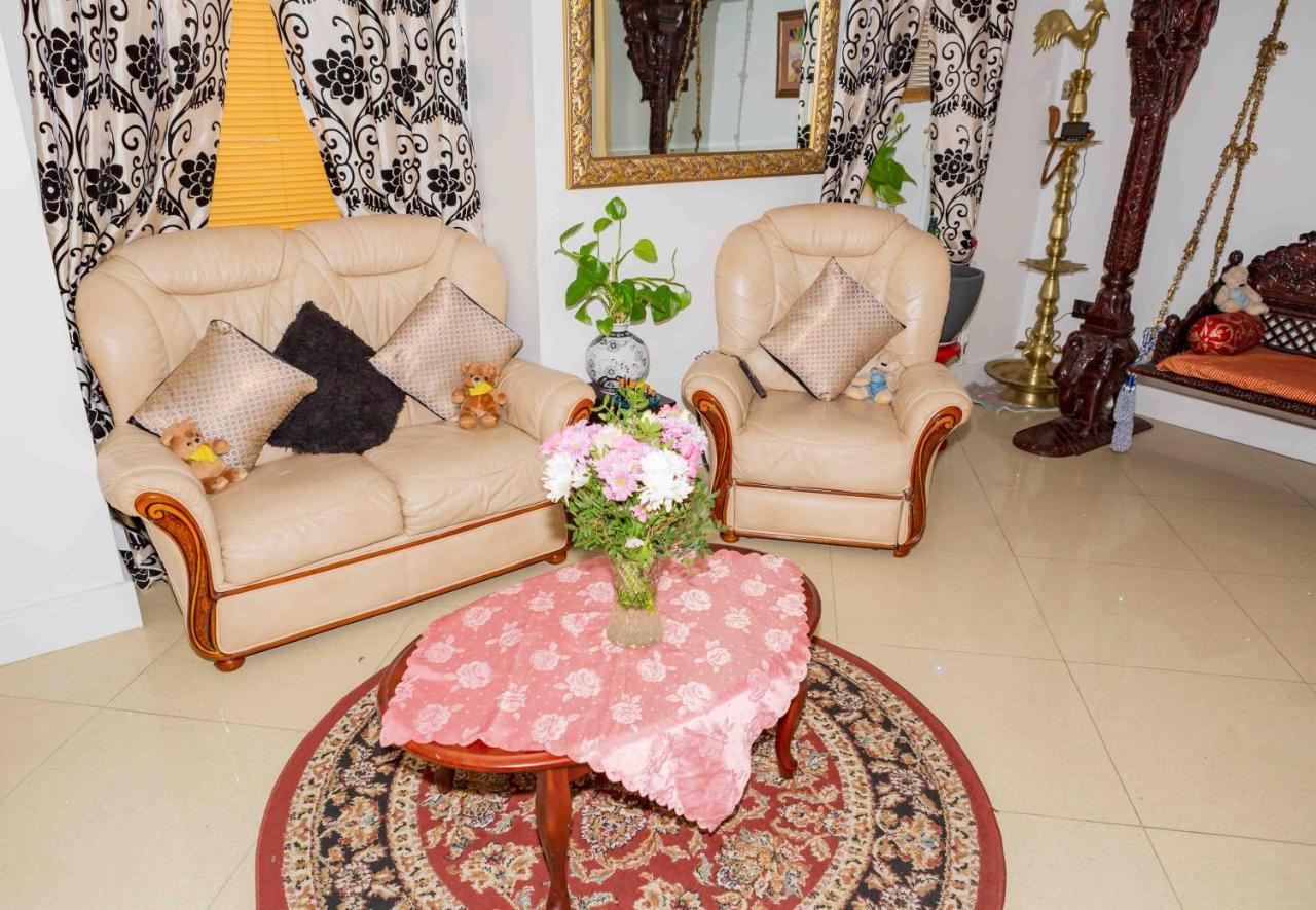 Benjamin Guest House Yiewsley Экстерьер фото
